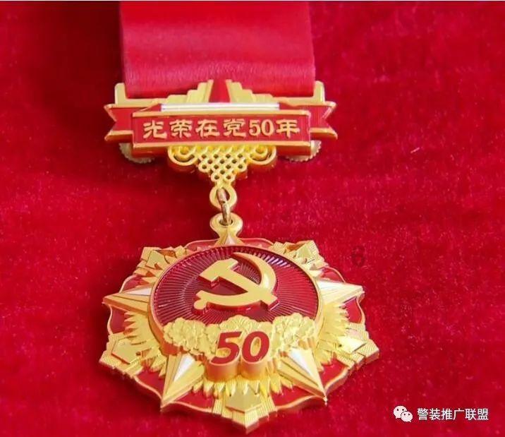 悬崖跳水运动
